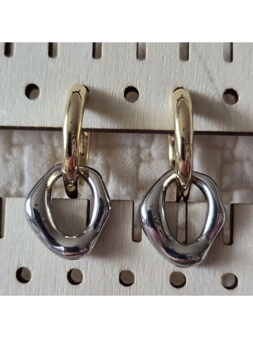 Elegant Two-Tone Hoop Earrings